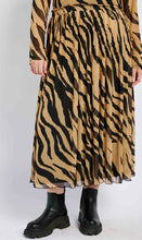 Load image into Gallery viewer, Pleated Mesh Skirt in Big Zebra
