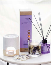 Load image into Gallery viewer, Elements - Moon - Lavender &amp; Mint - Botanical Soy Wax Melts
